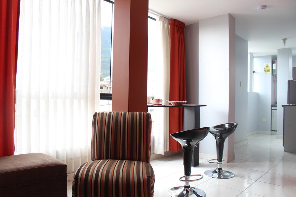 El Peregrino Apart Hotel Abancay エクステリア 写真
