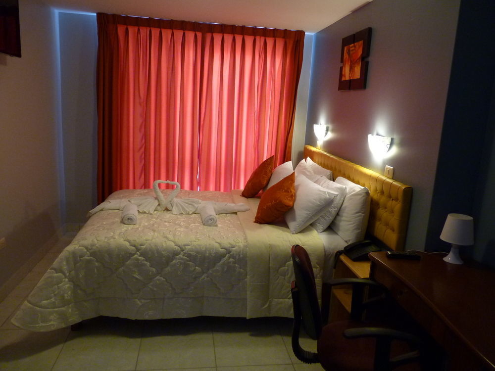El Peregrino Apart Hotel Abancay エクステリア 写真